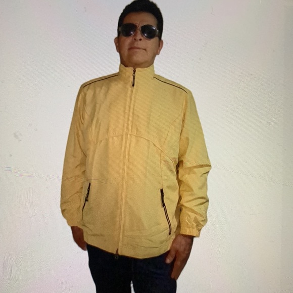 * NEW* Cutter& Buck Yellow Water Repellent Golf Jacket Size XXL - Picture 2 of 9